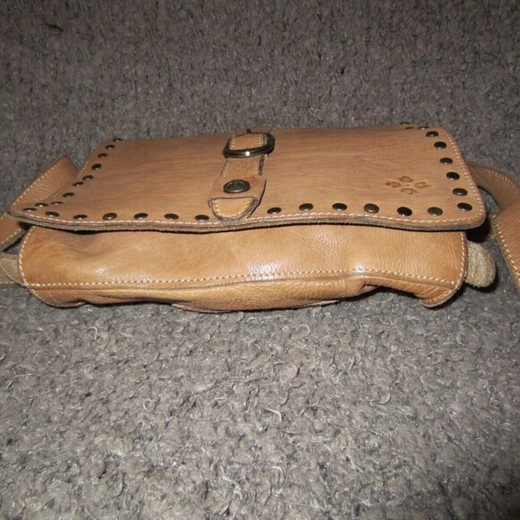 PATRICIA NASH-Montov-Distressed Studded Tan Leather Xbody Messenger-Excellent - Picture 4 of 6